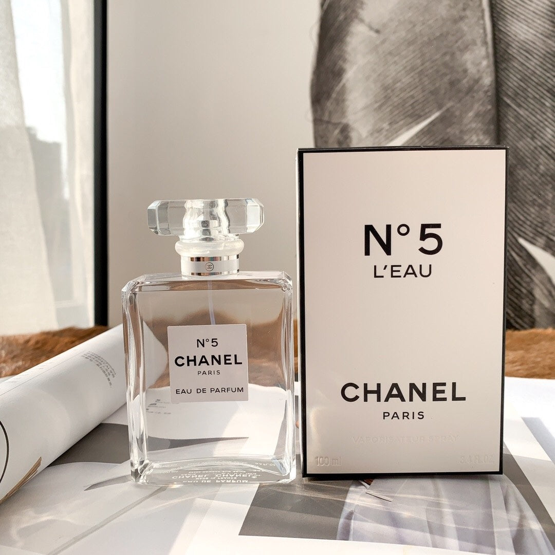 White No. 5 Eau de Parfum for Women