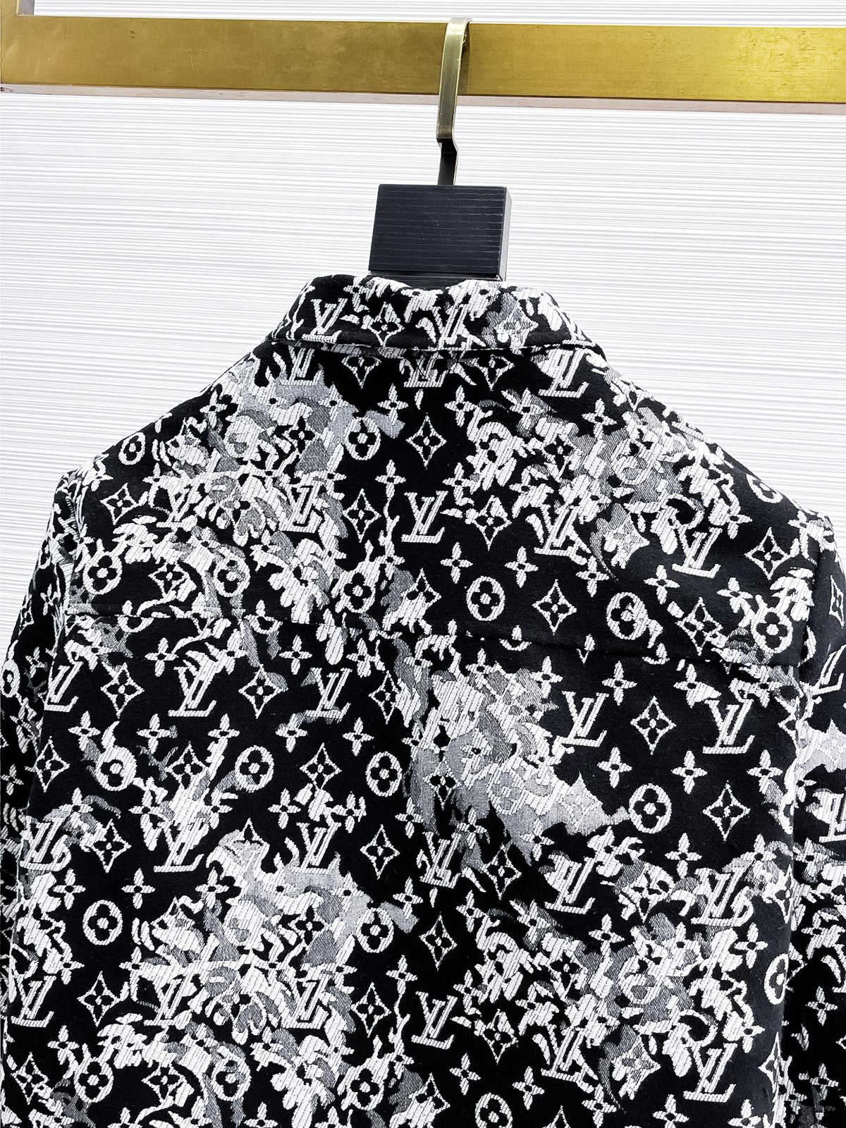 Premium Heavy-Duty Denim Jacket | Durable, Stylish & Built to Last-7