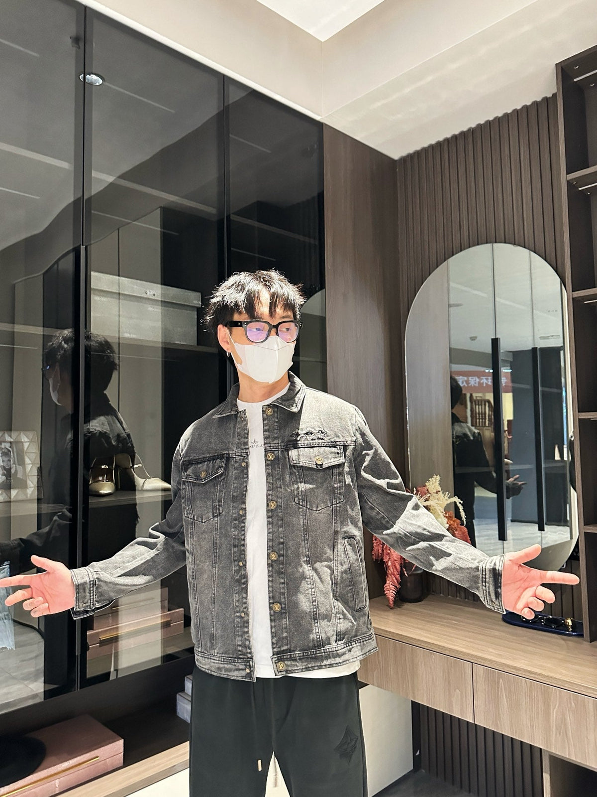 Premium Heavy-Duty Denim Jacket | Durable, Stylish & Built to Last-10