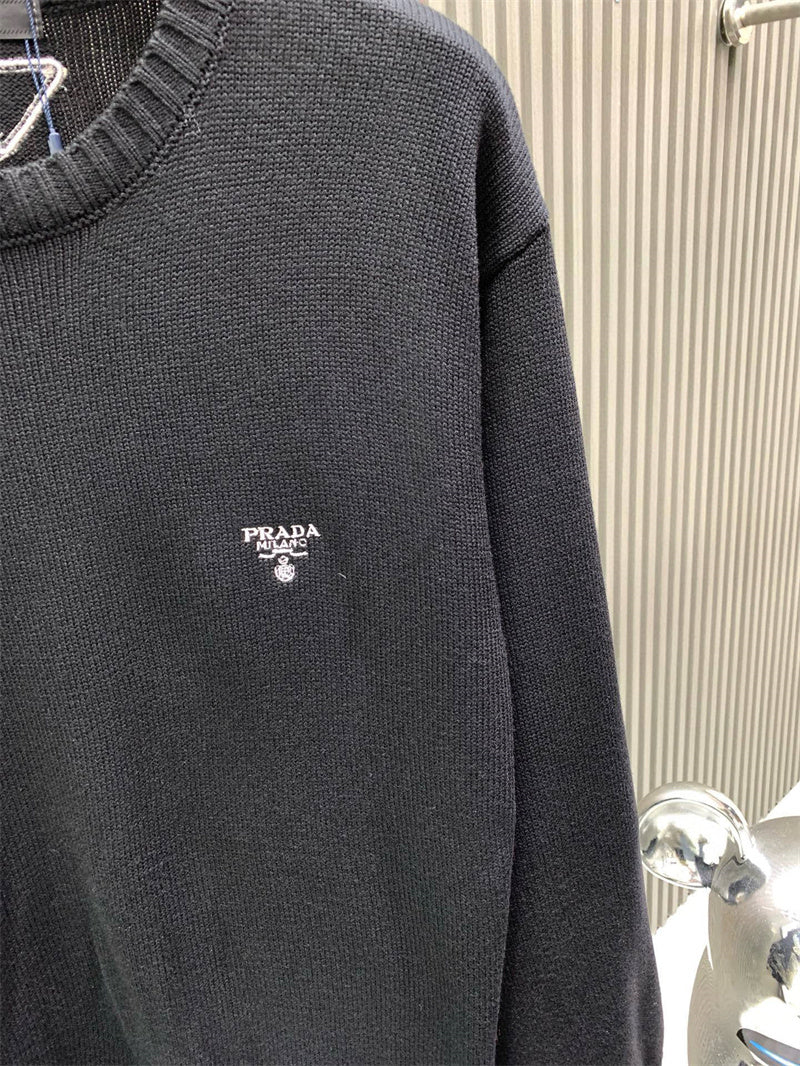 Classic Fashion Sweater-174