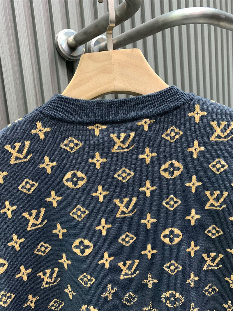 Classic Fashion Sweater-176