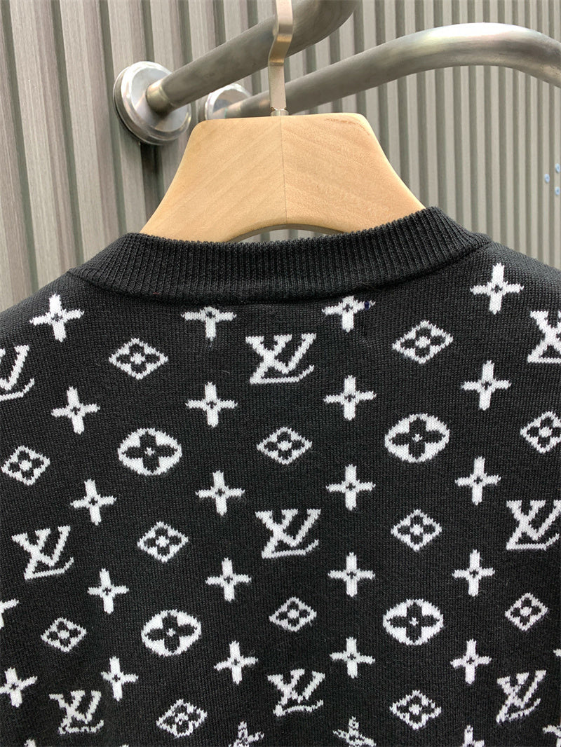 Classic Fashion Sweater-176