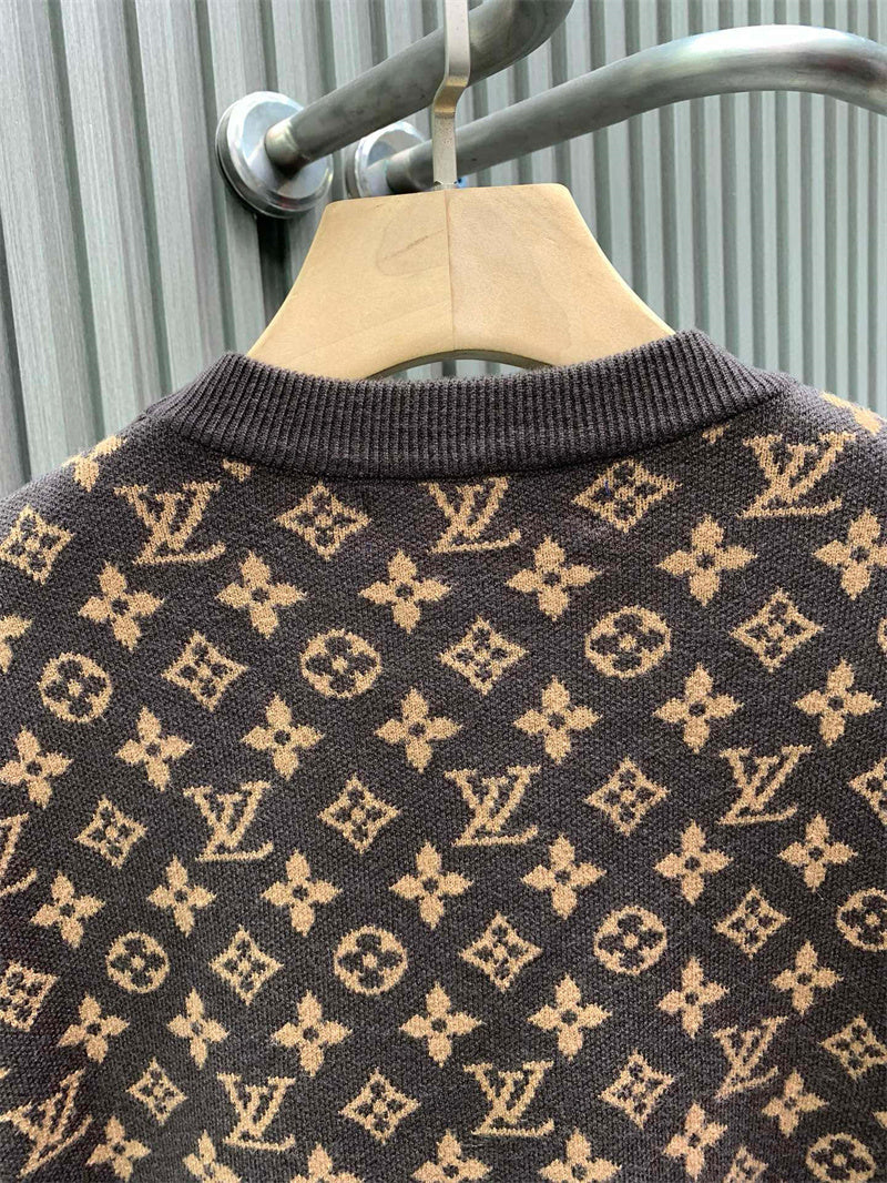 Classic Fashion Sweater-189