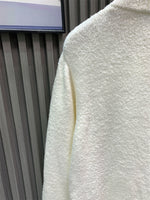 Classic Fashion Sweater-200