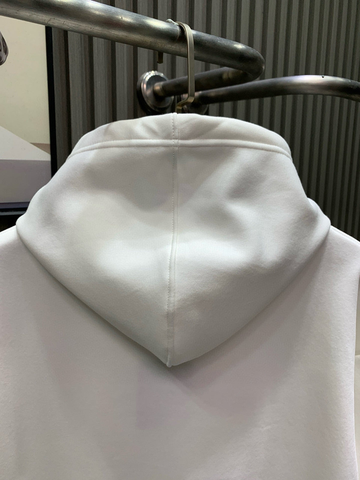 Classic Fit Hoodie-1008