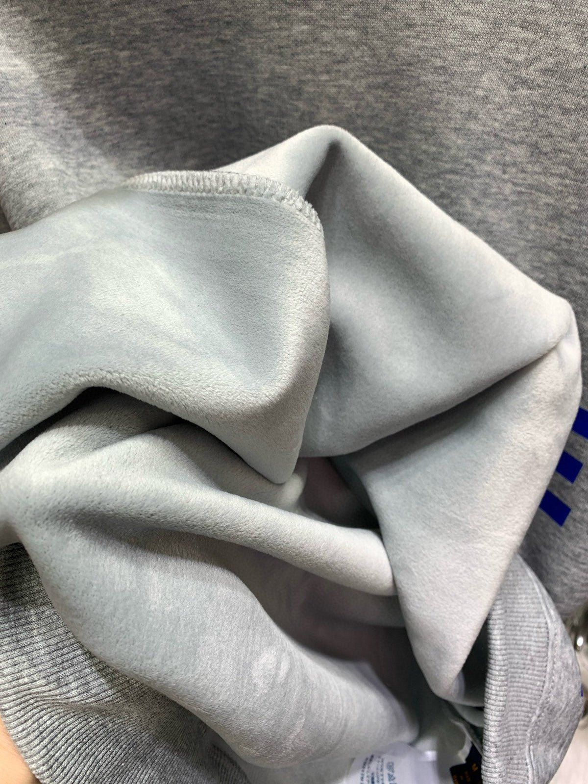 Classic Fit Hoodie-1011