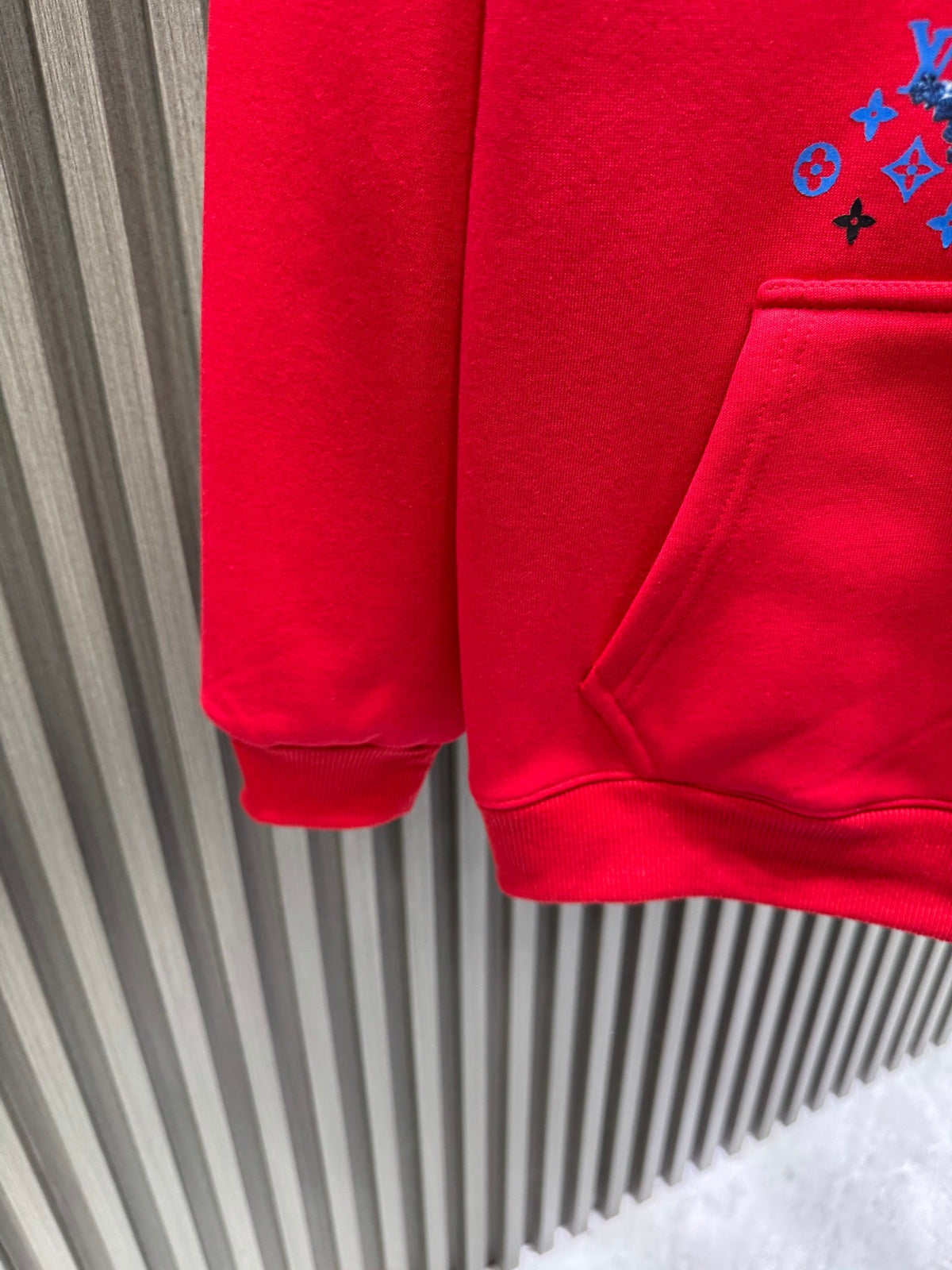 Classic Fit Hoodie-1013