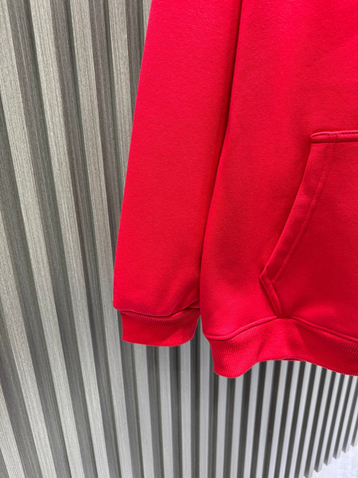 Classic Fit Hoodie-1016