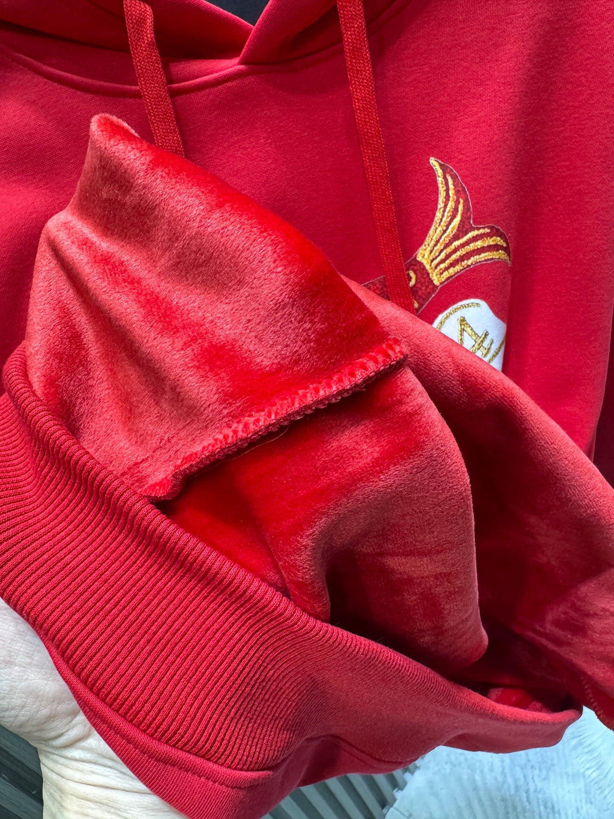 Classic Fit Hoodie-1016