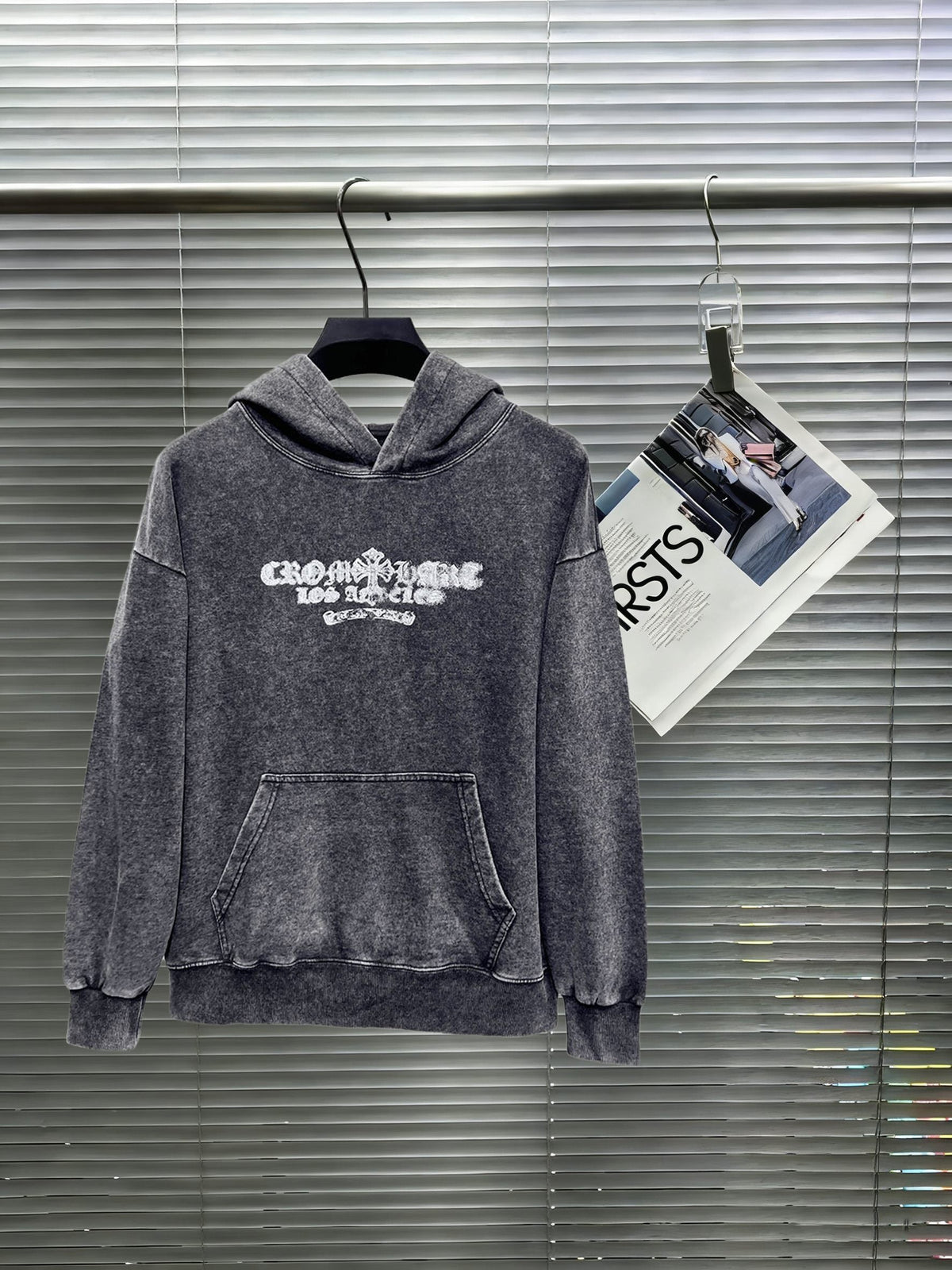 Classic Fit Hoodie-1028