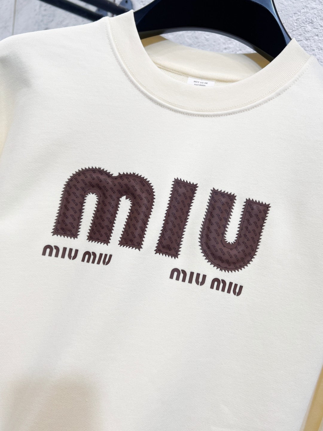 Classic Fit Hoodie-10230