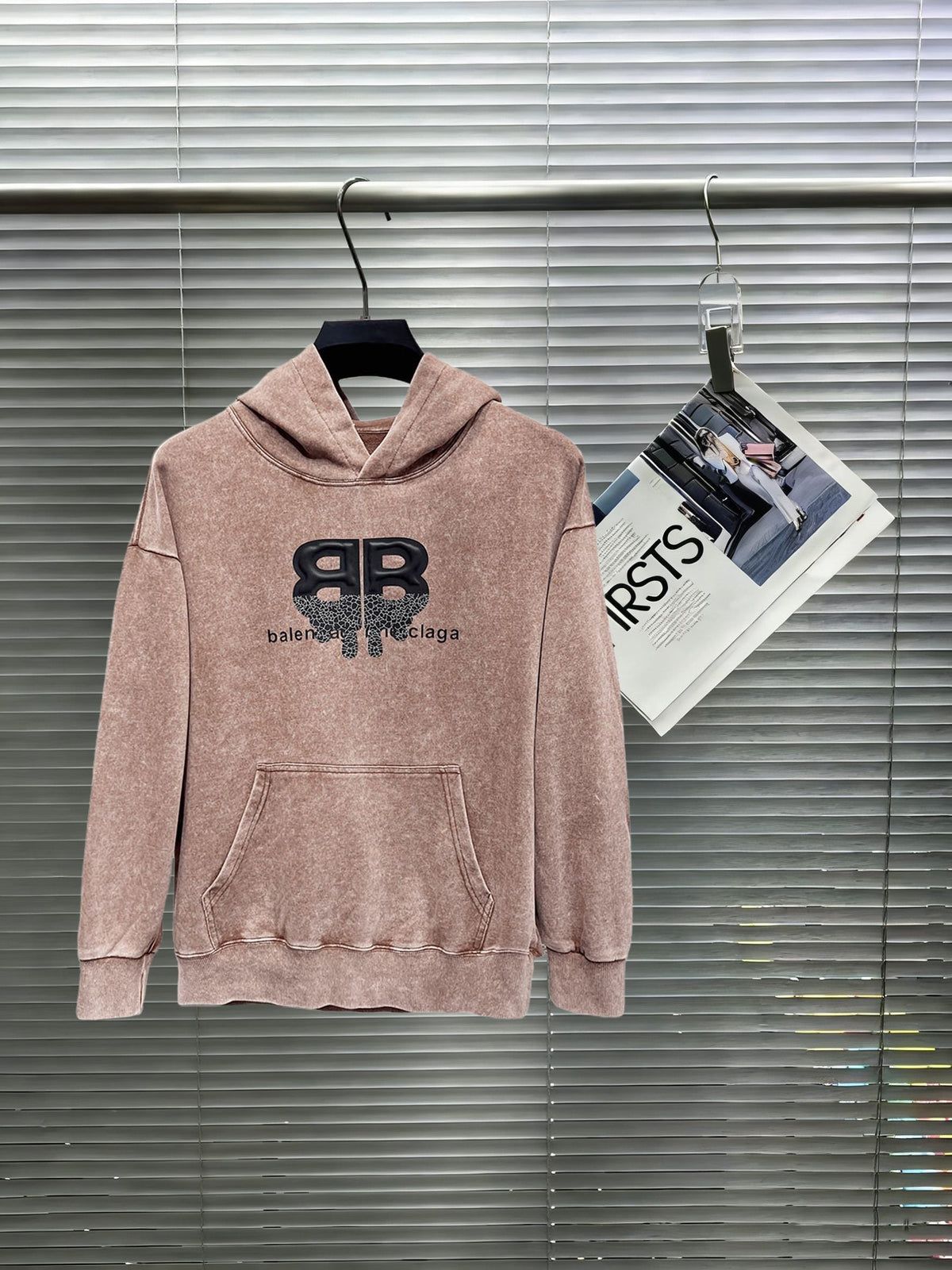 Classic Fit Hoodie-1039