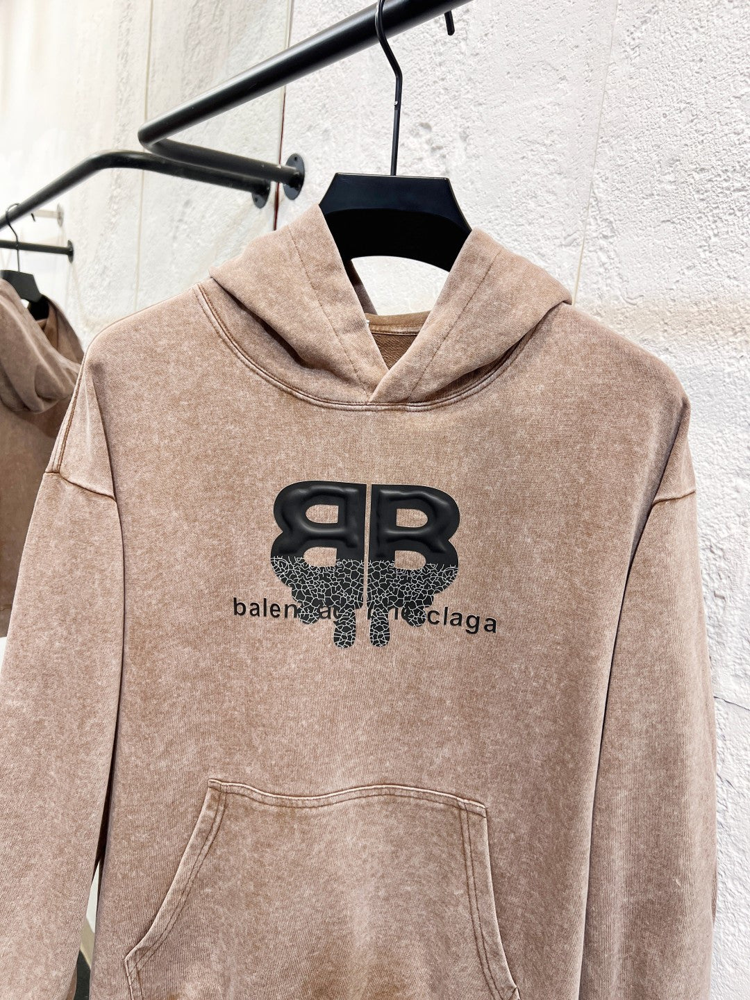 Classic Fit Hoodie-1039