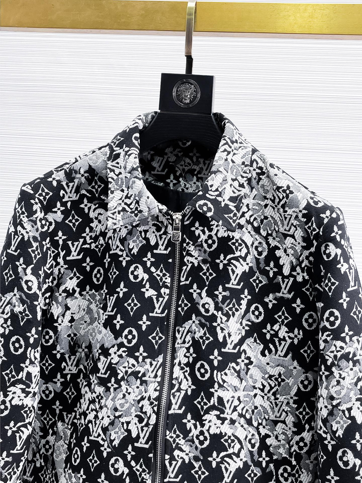 Premium Heavy-Duty Denim Jacket | Durable, Stylish & Built to Last-7