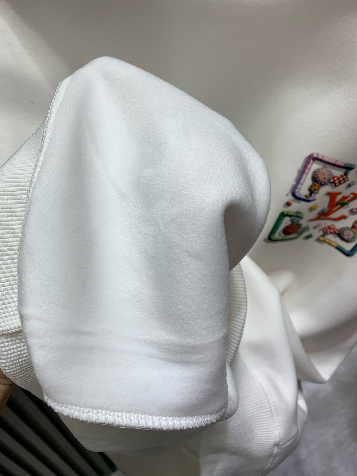 Classic Fit Hoodie-1005