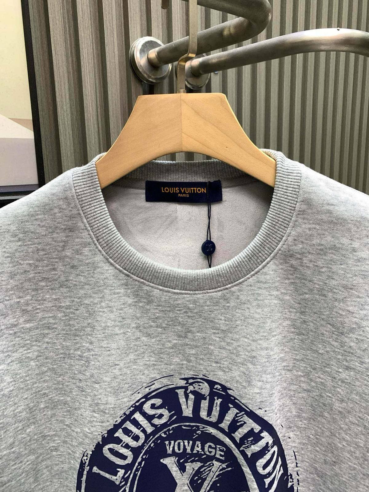 Classic Fit Hoodie-1004